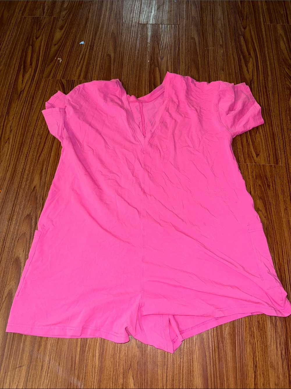 Women’s Short Sleeve Pink V-Neck Romper